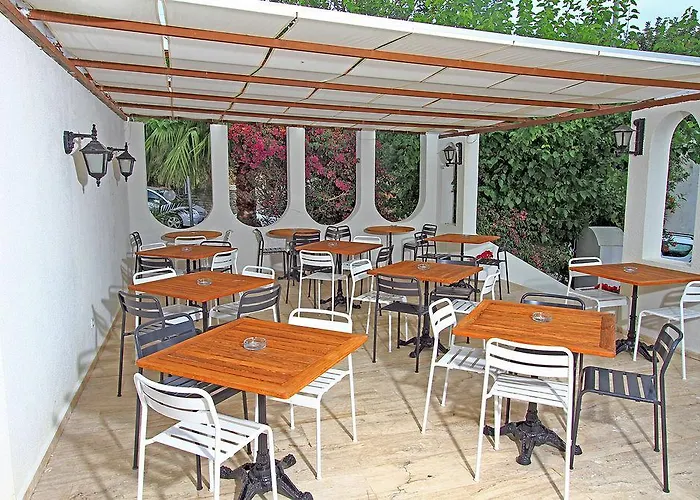 Eos (adults Only) 3*