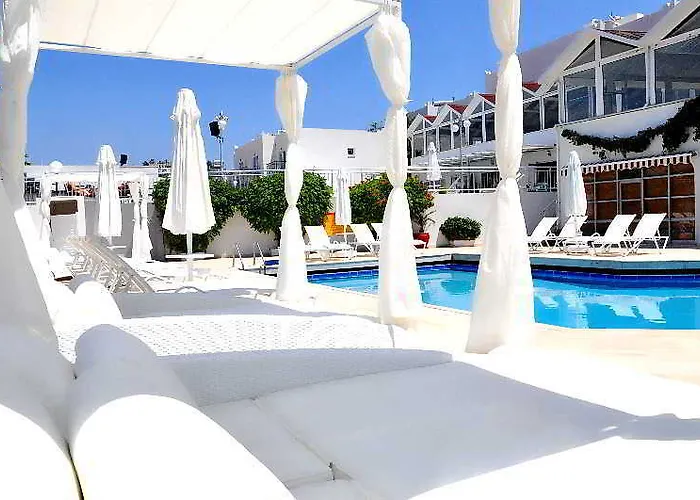 Eos (adults Only) Hotell 3*